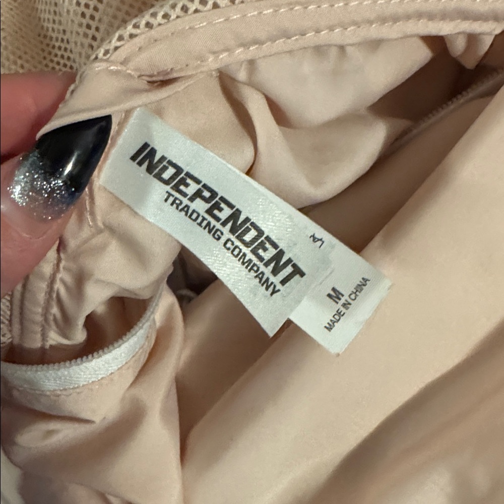 Chelsea Grin Cropped Windbreaker - Picture 4 of 4